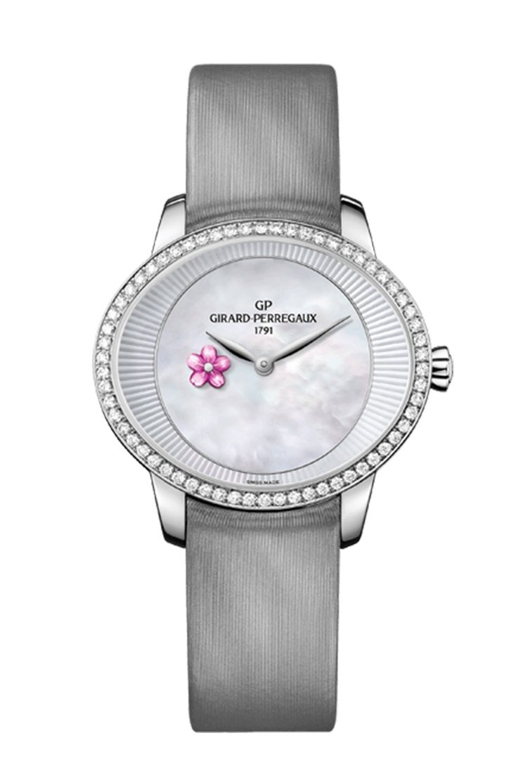 Girard-Saat-CAT'S-EYE-PLUM-BLOSSOM