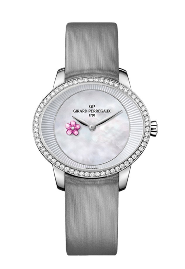 Girard-Saat-CAT'S-EYE-PLUM-BLOSSOM