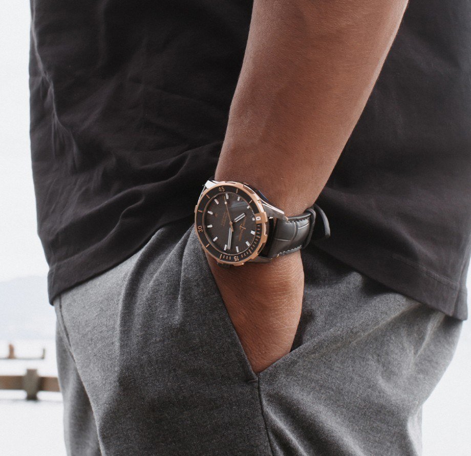 Ulysse-Nardin-Diver-42mm-2