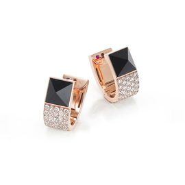 SAUVAGE PRIVE’ earrings in 18kt gold with black jade and full pavé diamonds. Black jade weight (total) 3.6 ct Diamonds weight (total) 1.5 ct