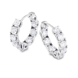 CIRCLE OF LIFE Circle of life earrings in 18kt white gold with cento diamonds.