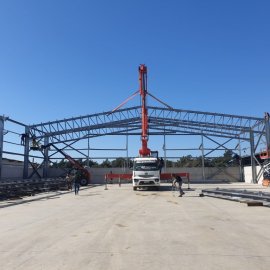 STEEL WAREHOUSE STRUCTURES