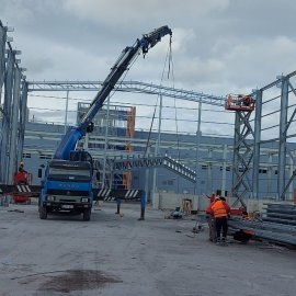 STEEL WAREHOUSE STRUCTURES