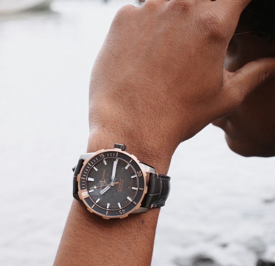 Ulysse-Nardin-Diver-42mm-1