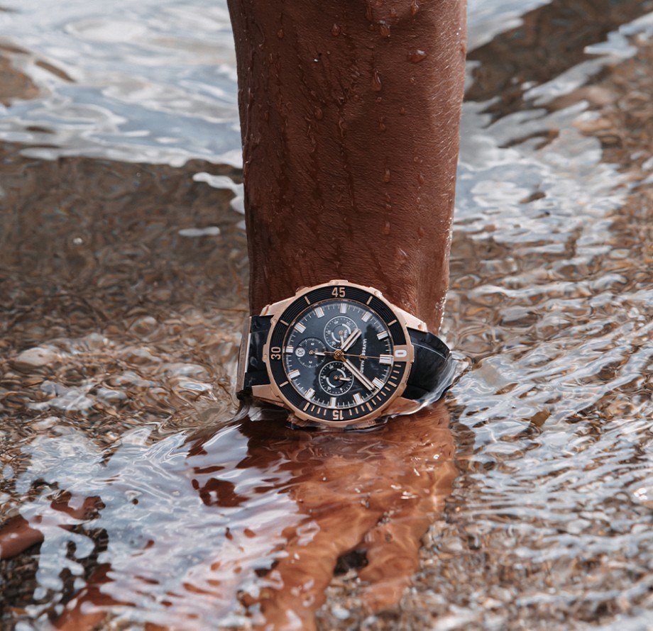 Ulysse-Nardin-Diver-Chronograph-2