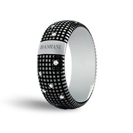Metropolitan Black gold and diamond ring