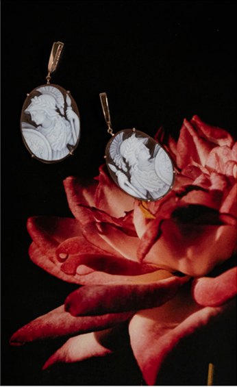 Utopia Jewel Pearl CAMMEO