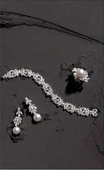 Utopia Jewel Pearl PAVONE