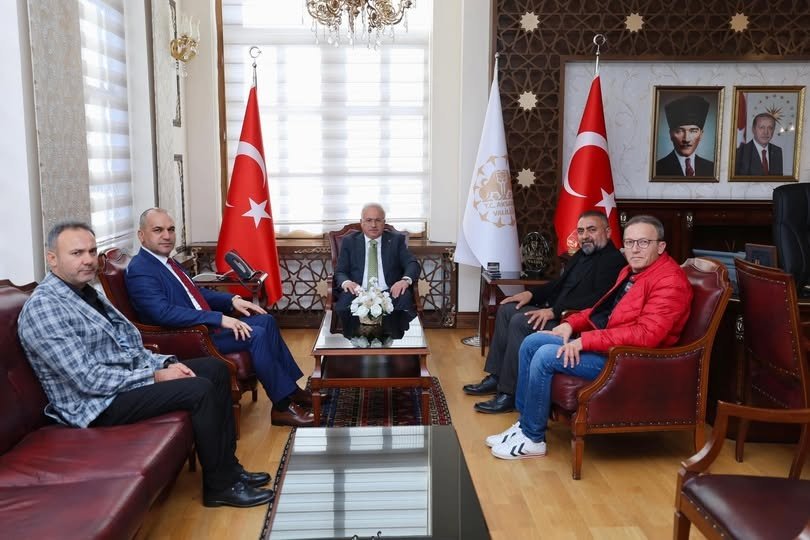 588672625_1964203537770097_6817938583267632562_N