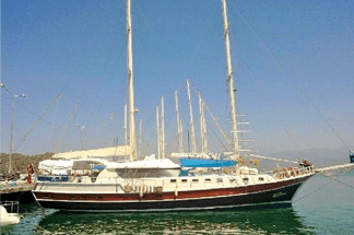 Sinbad Standard Plus Yacht