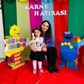 Pembe Mavi Düşler Anaokulu Gündüz Bakım evi Kreş