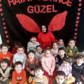 Pembe Mavi Düşler Anaokulu Gündüz Bakım evi Kreş