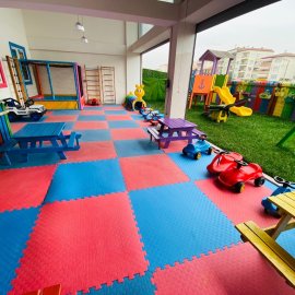 Pembe Mavi Düşler Anaokulu ve gündüz bakım evi