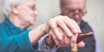 Yaşlılık Ve Yaşam Güvencesi