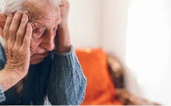 Alzheimer Hastalığı Nedir?