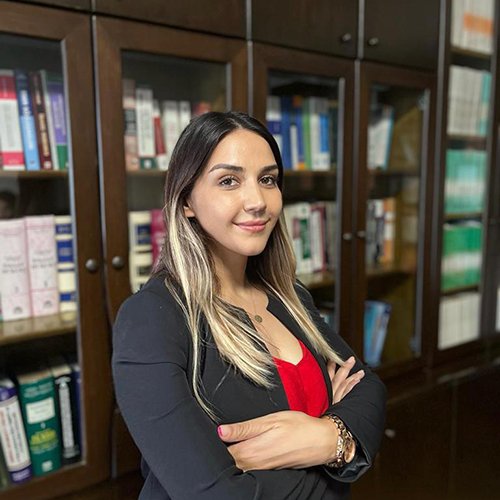 Avukat Çiğsenur Gürel