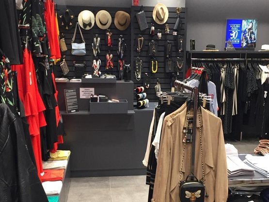 Mağaza Mobilya Dekorasyonu