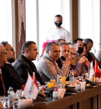 eski-carsiyi-yeniden-yakalamayi-istiyoruz-6700