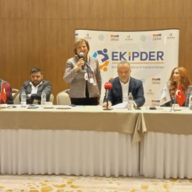 1a18e422-c7d9-4a83-9811-2a891fb2d779 (1)