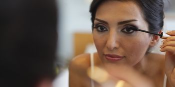 How to Make Professional Wedding Makeup for Brides at the Wedding