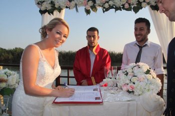 Carrie & Kris Wedding Planners