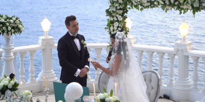 Traditional Iranian Weddings and the Sofreh Aghd Ceremony