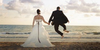 What Couples Must To Do For Happy Marriage
