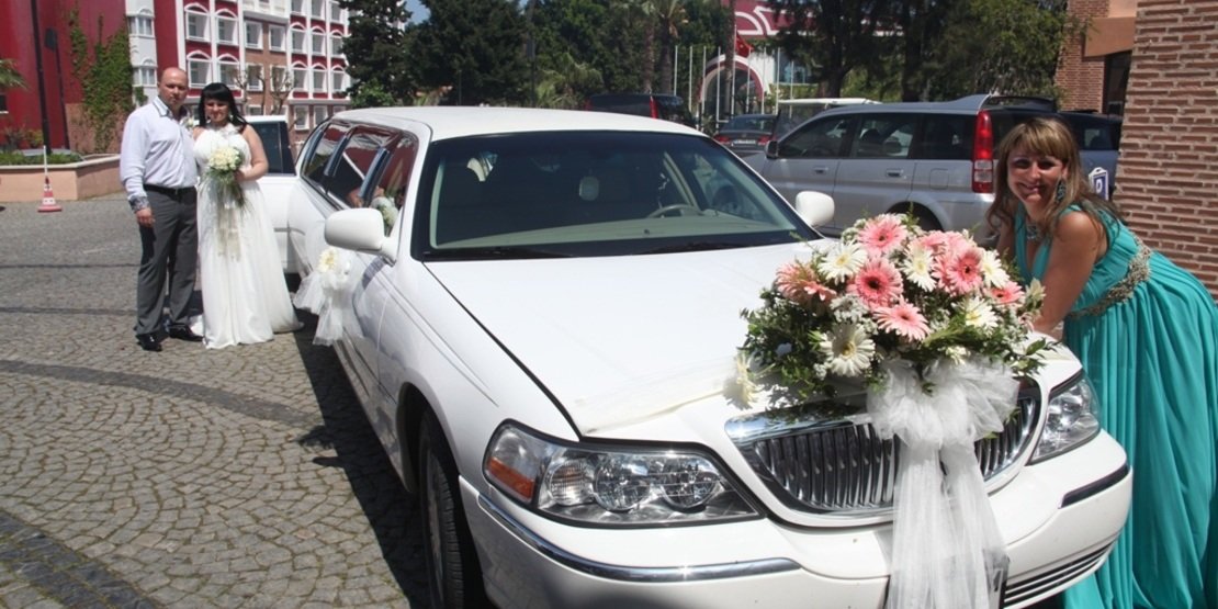 Bridal Car Ideas for the Best Beach Wedding in Antalya Turkey