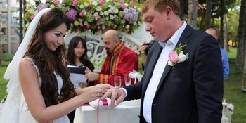 Traditional Kazakh Weddings on the Beach in Antalya, Turkey