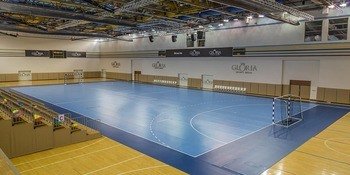 How to play futsal (saloon football)