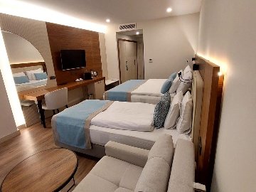 Side Moon Palace Hotel Rooms