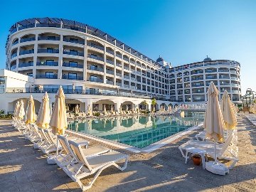 Side Moon Palace Hotel