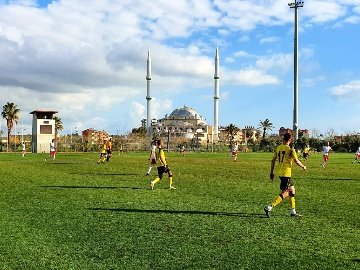 Футбольные тренировочные поля в Анталии