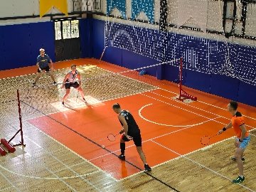 Профессиональные Сборы По Бадминтону В Крытом Зале Sca Sports Ar