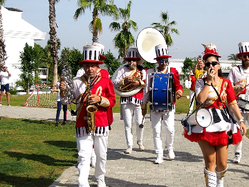 Церемония награждения на международном футбольном турнире в Анталии