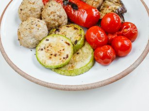 Fırında Sebzeli Izgara Köfte