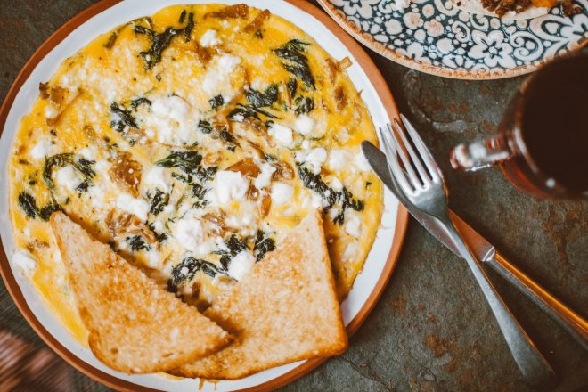 Bebek Ispanaklı & Lor Peynirli Klasik Omlet
