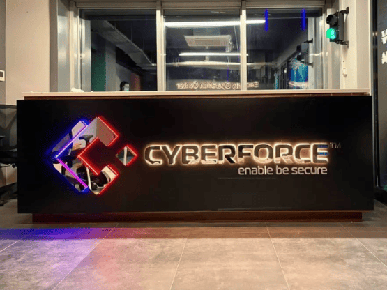 Ayazağa Tabelacı: Işıklı, Totem ve Tüm Tabela Çözümleri