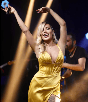 İREM DERİCİ CESME ALAÇATI KONSERİ 2023