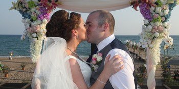 У невест есть бесконечные варианты модели свадебной короны