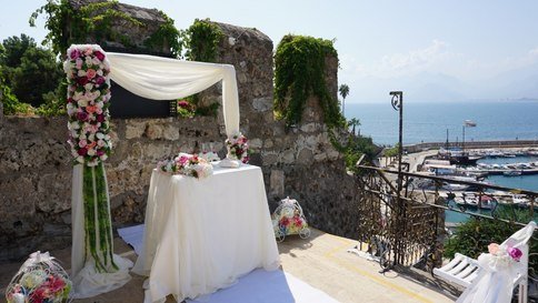 Декорация свадебной церемонии в Турции