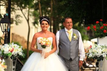 Венчание на берегу моря