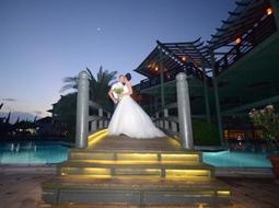 Столик для бракосочетания