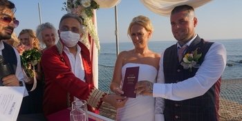 Holen Sie sich Beratung für standesamtliche Trauung in Antalya