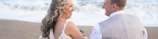 Hochzeitszeremonie am Strand in der Türkei