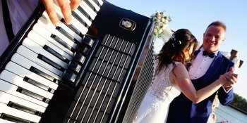 Teilen Sie Ihre Hochzeit Träume Mit Uns