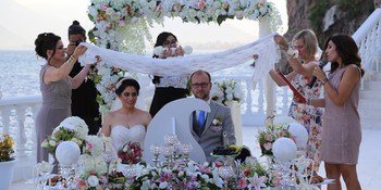 مجری جشن های عروسی ایرانی لوکس در آنتالیا