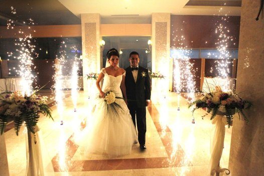 اورگانیزاتور عروسی در آنتالیا