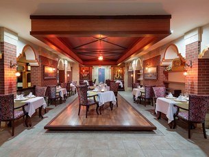 CRYSTAL FAMILY RESORT (5)