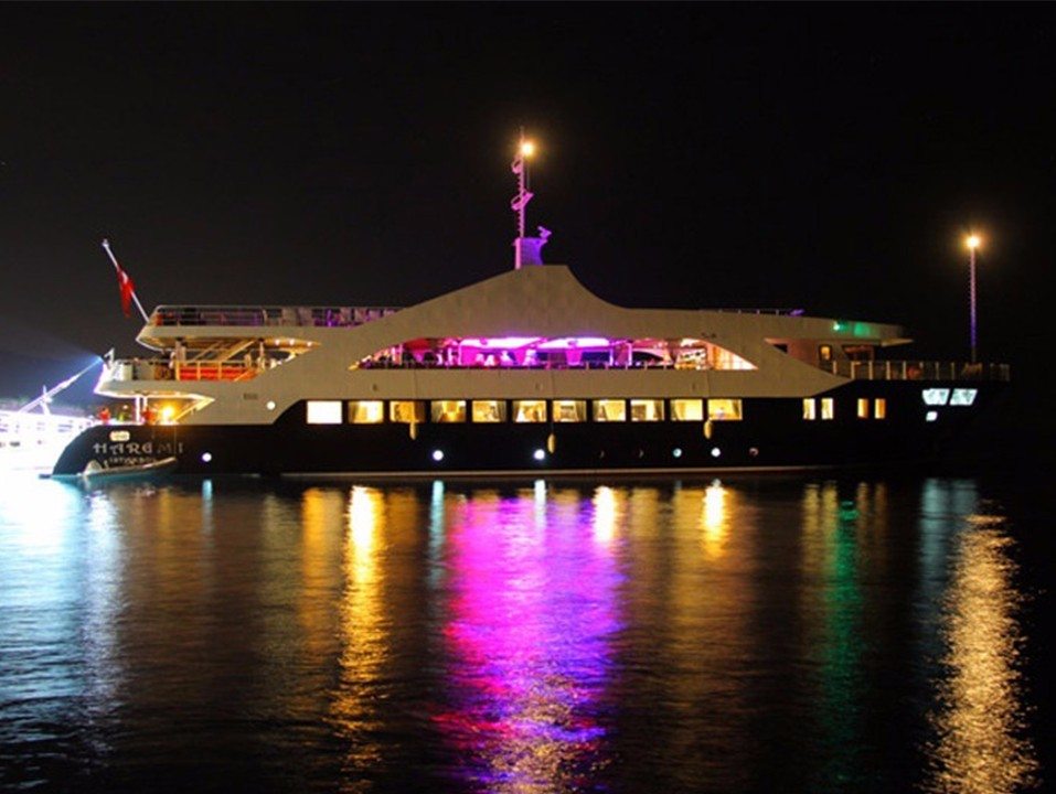 کشتی کروز هارم